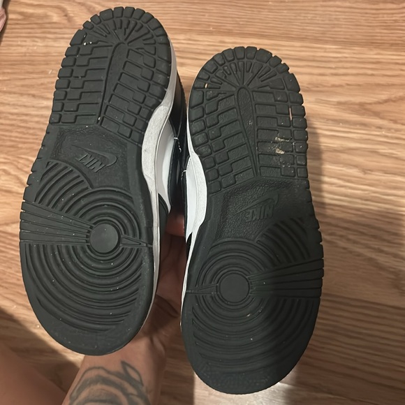 Worn couple times still in good condition soles could be washed - Picture 2 of 4